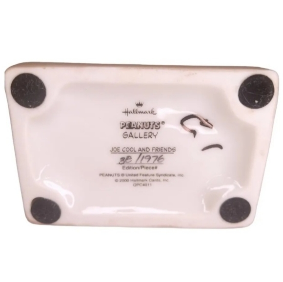 2000 Snoopy & Woodstock "Joe Cool & Friends" Hallmark Peanuts Figurine - Picture 11 of 11